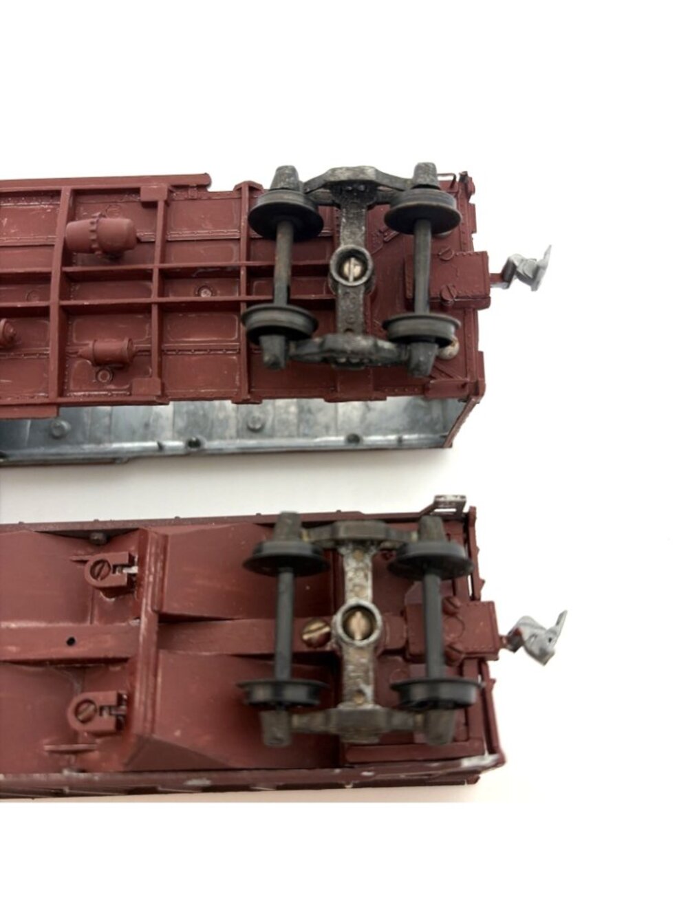 Lot 2 MDC Roundhouse HO 40' Hopper 40' AAR Boxcar Diecast Metal Assembled Kits - Picture 15 of 16